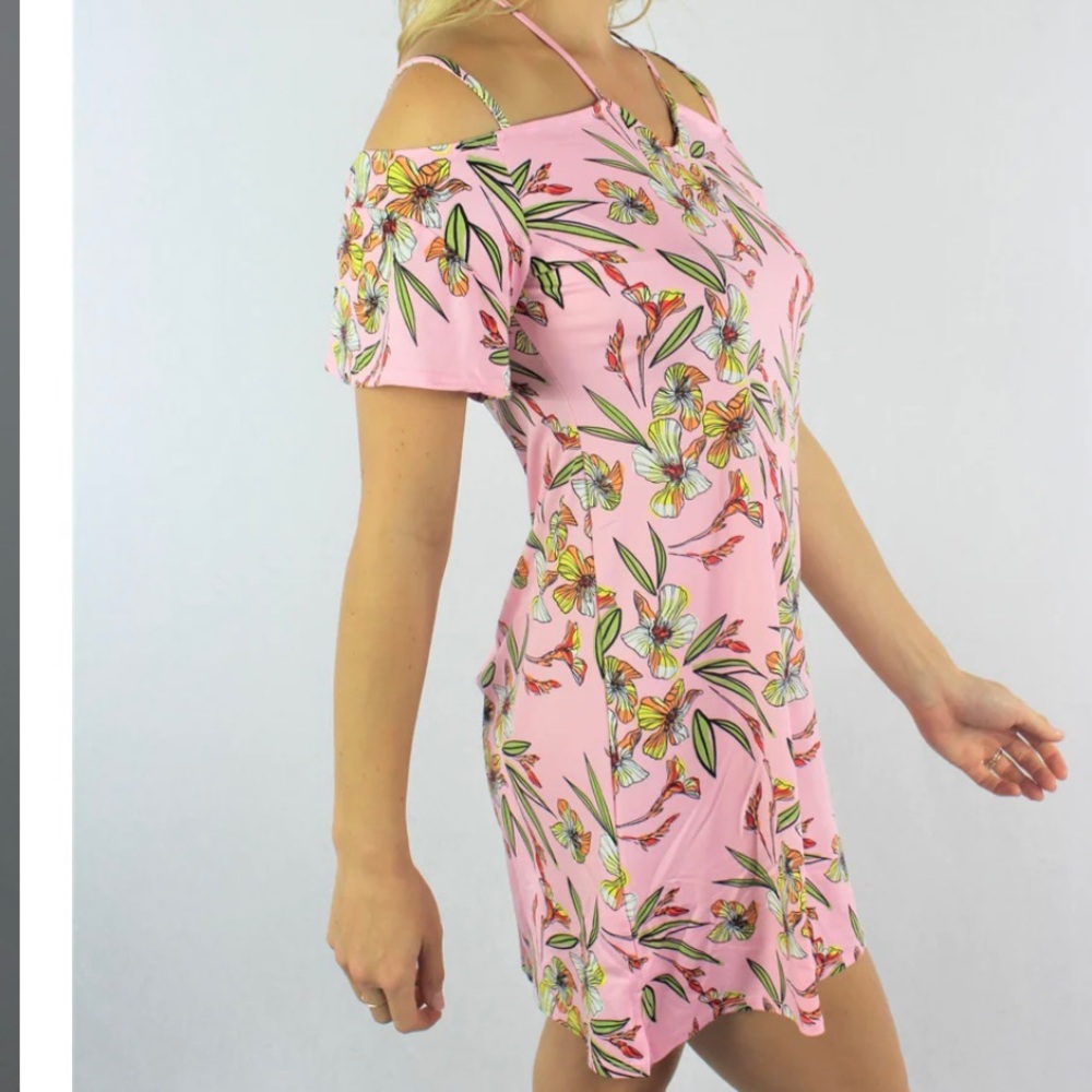 NWT Love at First Sight Pink Strappy Cold Shoulder Mini Dress Size Medium